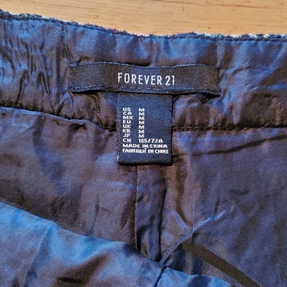 RETRO Forever 21 floral lined shorts - Picture 4 of 5